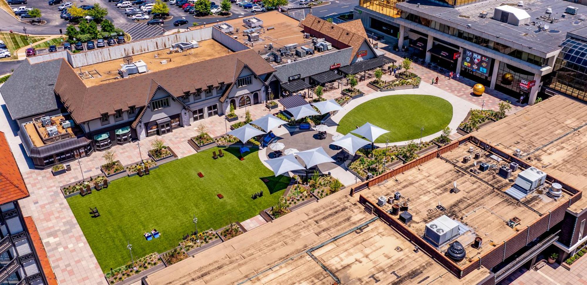 Sheraton Westport Plaza Maryland Heights Exterior photo